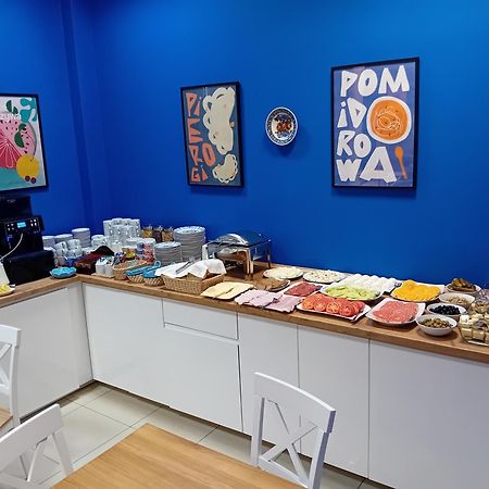 바르샤바 Scsk Zurawia B&B 외부 사진