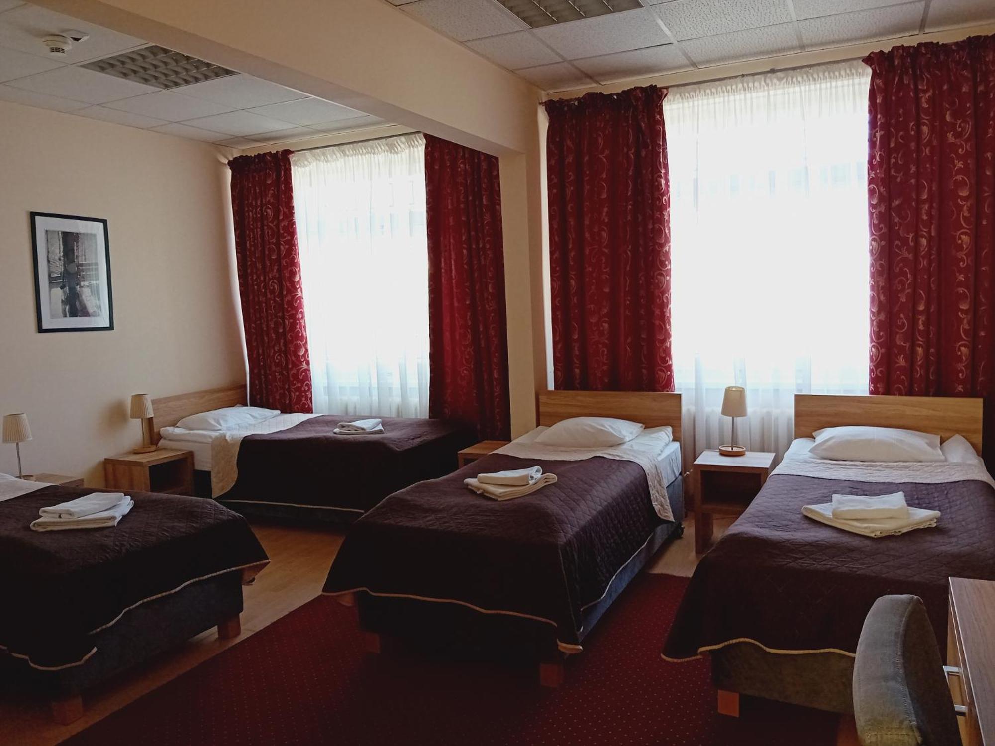 바르샤바 Scsk Zurawia B&B 외부 사진