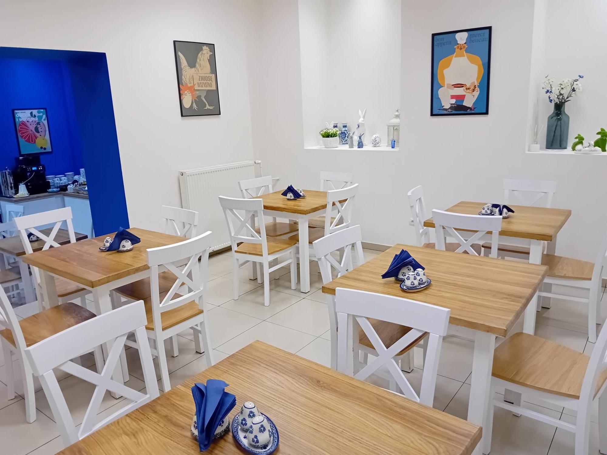 바르샤바 Scsk Zurawia B&B 외부 사진
