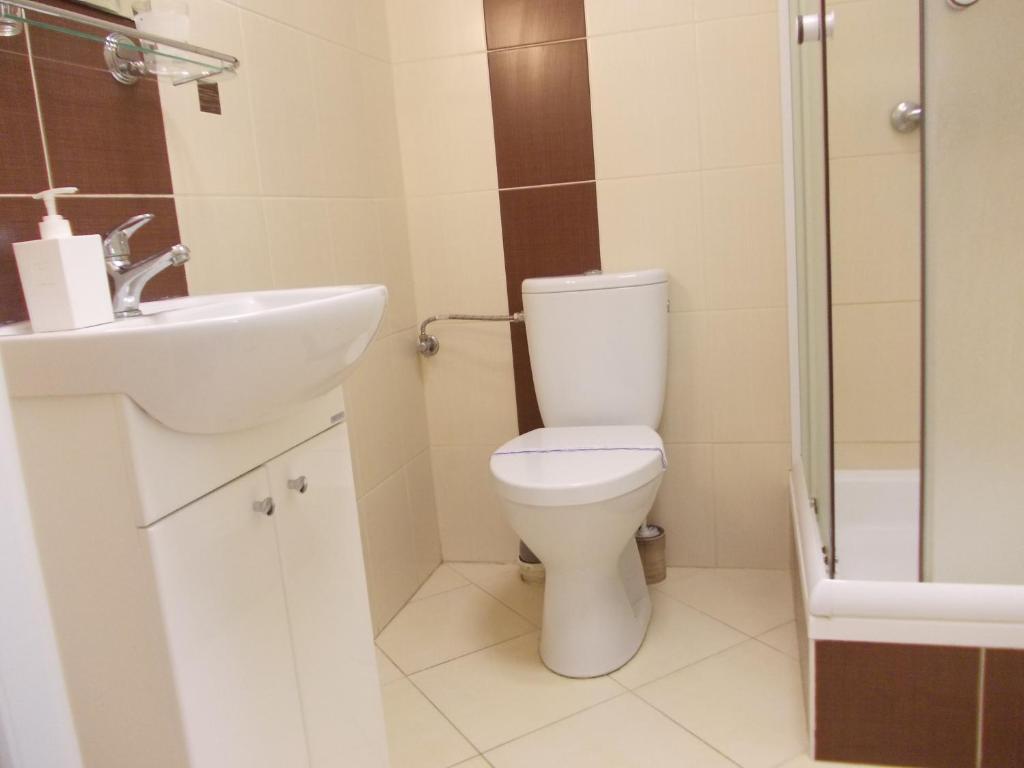 바르샤바 Scsk Zurawia B&B 객실 사진